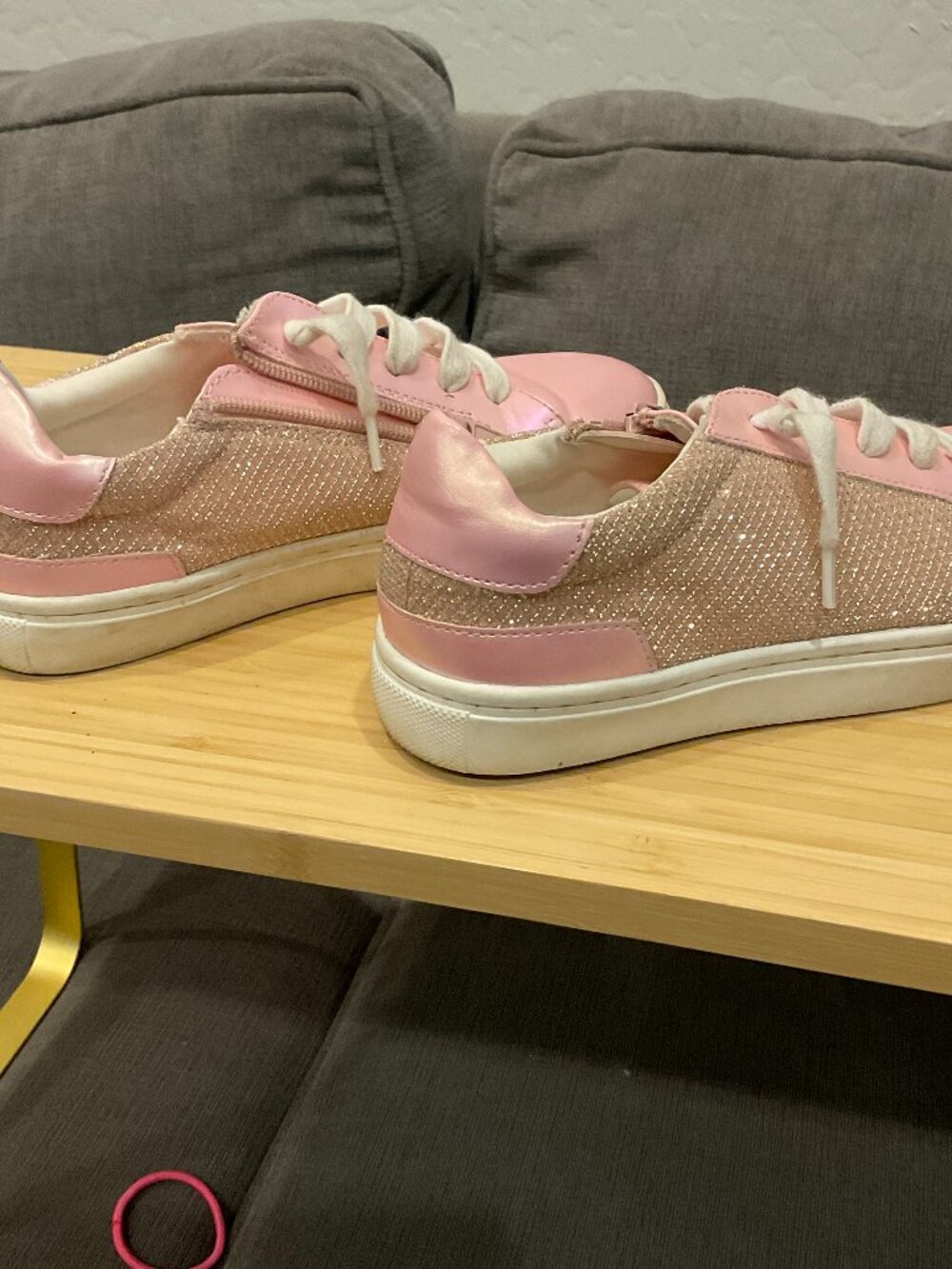 Sadie Girls Pink Pearl Rose Gold Glitter Sneakers Size 2